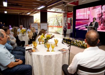 Sinpava celebra 35 anos com doação de 10 mil pães