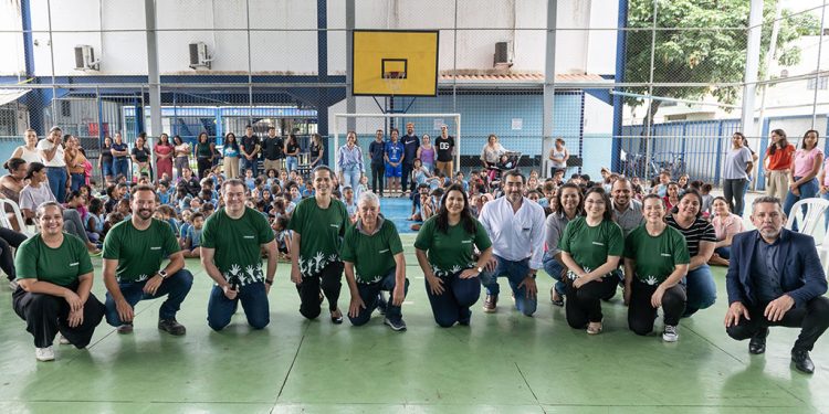 Usiminas inicia reforma em escola municipal de Ipatinga