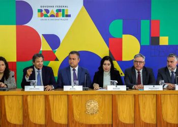 Haddad anuncia corte de gastos e promete economia de R$ 71,9 bilhões