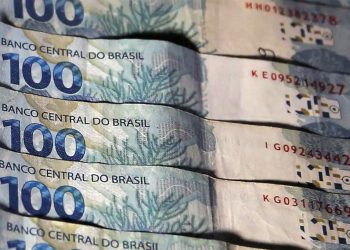 Mercado financeiro eleva previsão da inflação de 4,62% para 4,64%