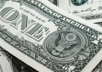 Disparada do dólar coloca governo Lula em colisão com mercado e Banco Central