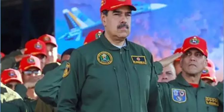 Maduro restringe água e alimentos em embaixada sob custódia do Brasil