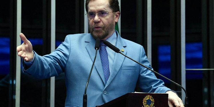 Senador critica venda de reserva de urânio no Amazonas à estatal chinesa