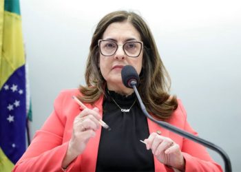 Comissão da Câmara aprova reserva de assentos para mulheres em ônibus