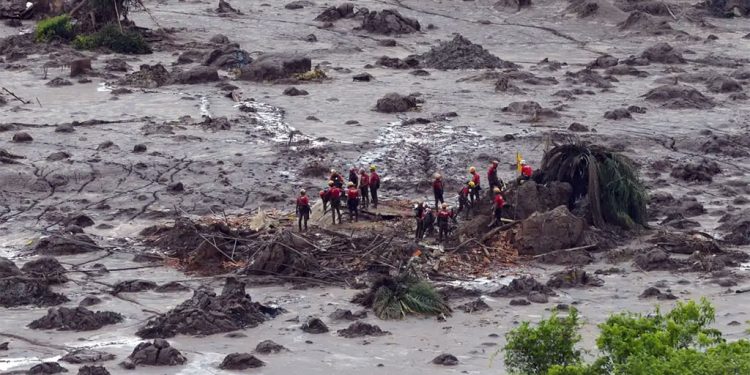 STF homologa acordo de reparação pela tragédia de Mariana