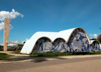 A genialidade de Oscar Niemeyer: sete obras icônicas para celebrar o Dia do Arquiteto