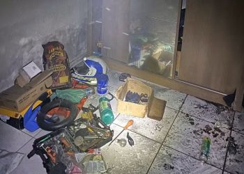 Fogos de artifício podem ter sido a causa de incêndio em residência em Ipatinga