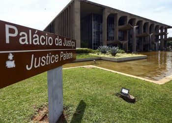 Decreto das controvérsias