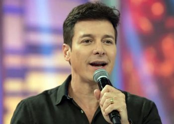 Rodrigo Faro anuncia que deixará a Record e encerra ciclo de 16 anos