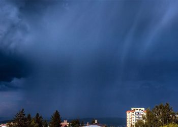 Tempestade severa pode atingir sete estados brasileiros, diz Inmet