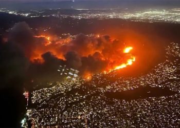 Incêndios florestais saem de controle na Califórnia