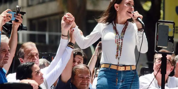 Tensão aumenta na Venezuela com protestos contra posse de Maduro