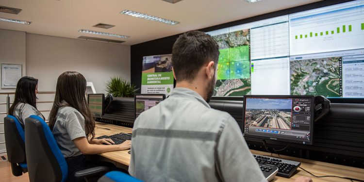 Central de Monitoramento da Usiminas reúne sistemas para gestão ambiental na indústria
