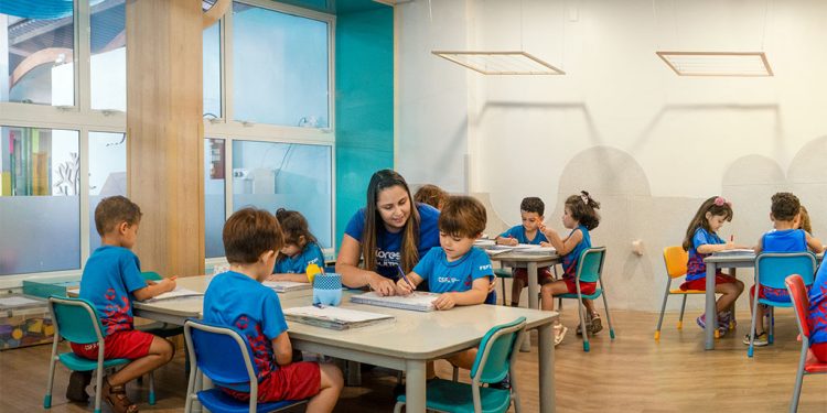 Alunos retornam às aulas no CSFX e encontram infraestrutura renovada
