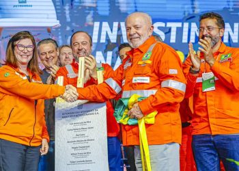 Fecombustíveis rebate declarações de Lula sobre preços dos combustíveis