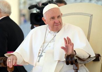 Papa tem carta de renúncia assinada há mais de dez anos; entenda