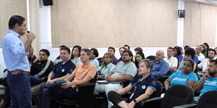 Expositores da Feiraço 2025 são capacitados para o evento pela Aciapi-CDL e Sebrae