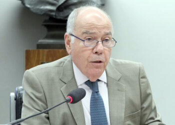 Comissão convoca ministro para explicar asilo a ex-primeira-dama peruana