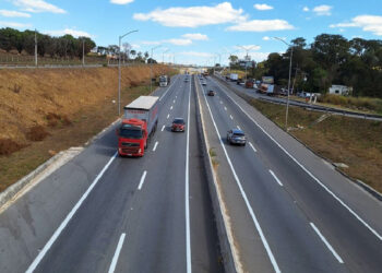 Veículos de grande porte terão tráfego restrito nas rodovias estaduais durante o feriado