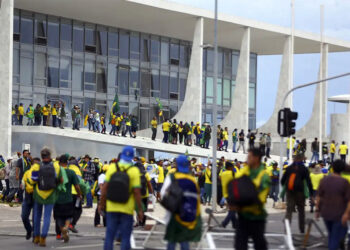 Advogados denunciam violações de direitos humanos na OEA em caso do 8 de janeiro
