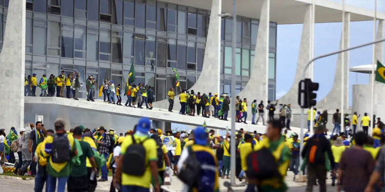 Advogados denunciam violações de direitos humanos na OEA em caso do 8 de janeiro
