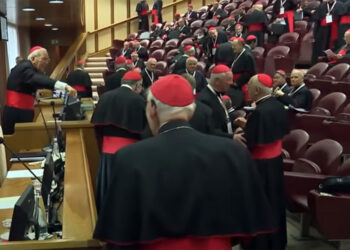 Conclave se aproxima: cardeais finalizam preparativos em Roma para eleição do novo Papa