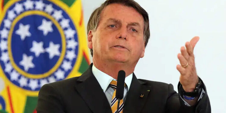 PF marca depoimento de Bolsonaro em inquérito do STF contra Eduardo
