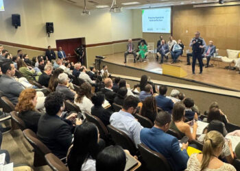 Ipatinga firma protocolo para ampliar ações em saúde após tragédia do Rio Doce