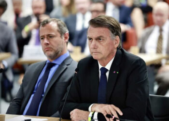 Olhar do mundo converge sobre julgamento de Bolsonaro no Brasil