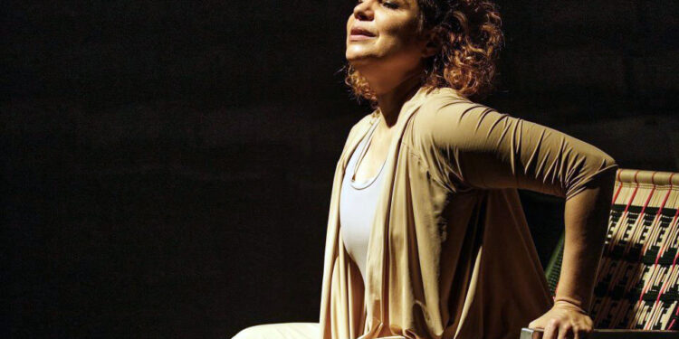 Instituto Usiminas traz espetáculo de teatro com atriz da novela “Pantanal”