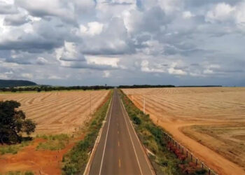 Minas lança programa de infraestrutura para estimular turismo e recuperar 35 rodovias