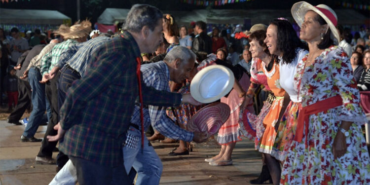 Ipatinga celebra tradição junina com alegria no 18º Arraiá do Ipaneminha