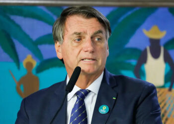 Restrições a Bolsonaro complicam até acesso a hospitais em Brasília