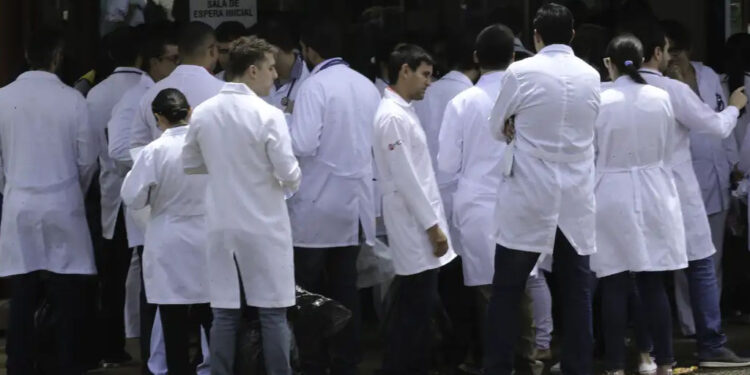 Inscrições para o Exame Nacional da Formação Médica vão até quarta-feira