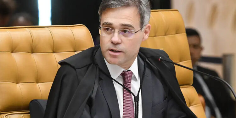 Mendonça pode alterar os rumos das investigações da suposta trama golpista; entenda