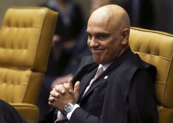 Justiça dos Estados Unidos volta a intimar Moraes em processo movido por Trump