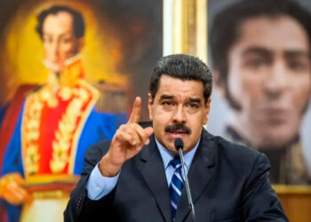 EUA dobram recompensa por Maduro e acirram tensão com Venezuela
