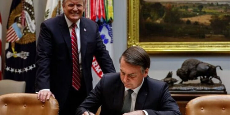 Bolsonaro comemora apoio de Trump: “Obrigado por existir”