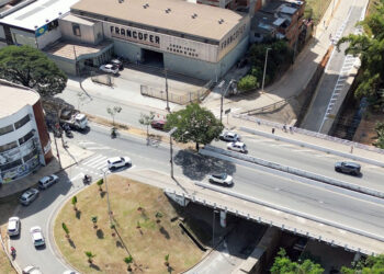 Tráfego é liberado na alça de acesso da avenida Maanaim em Ipatinga