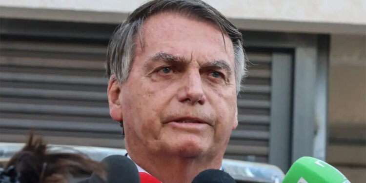 PGR se manifesta contra policiais dentro da casa de Bolsonaro