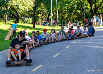 Ipatinga resgata a infância com encontro de rolimã no Parque Ipanema