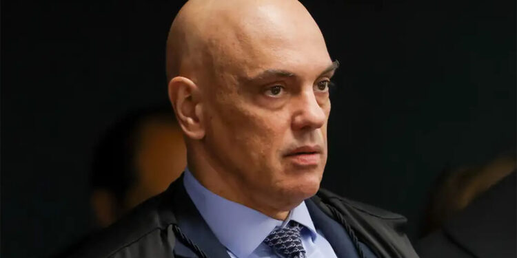 Em entrevista, Moraes diz que bancos podem ser punidos se aplicarem sanções dos EUA