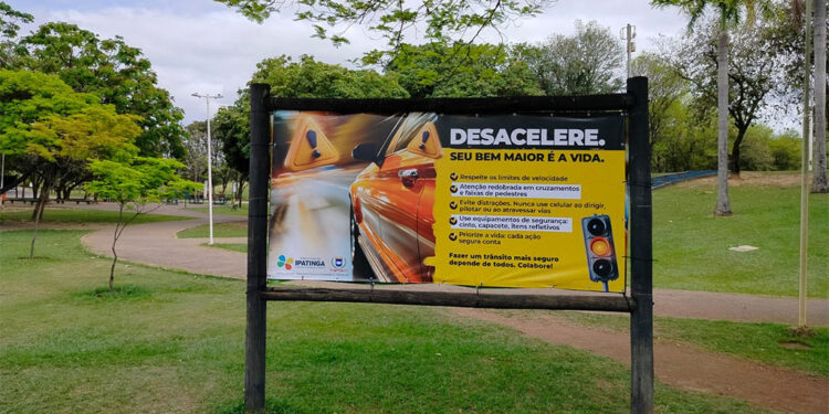 Ipatinga abre a Semana Nacional do Trânsito com ação na avenida Roberto Burle Marx