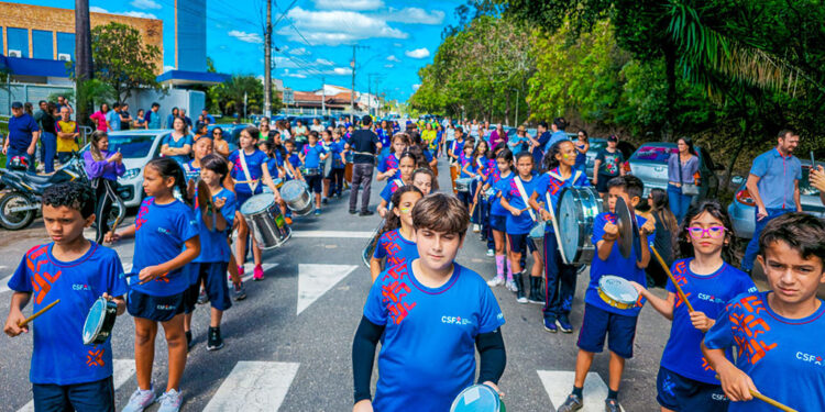 Colégio São Francisco Xavier promove Desfile Cívico em alusão ao 7 de Setembro