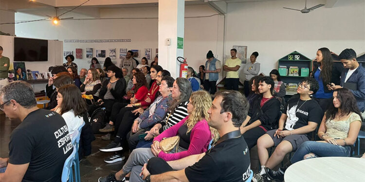 Biblioteca de Ipatinga homenageia Adélia Prado na Noite Mineira de Museus