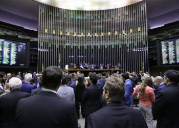 Câmara aprova projeto que tributa lucros e dividendos acima de R$ 50 mil mensais