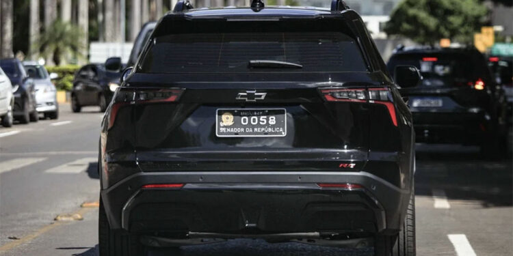 Senado Federal aluga SUVs de luxo por R$ 47 milhões
