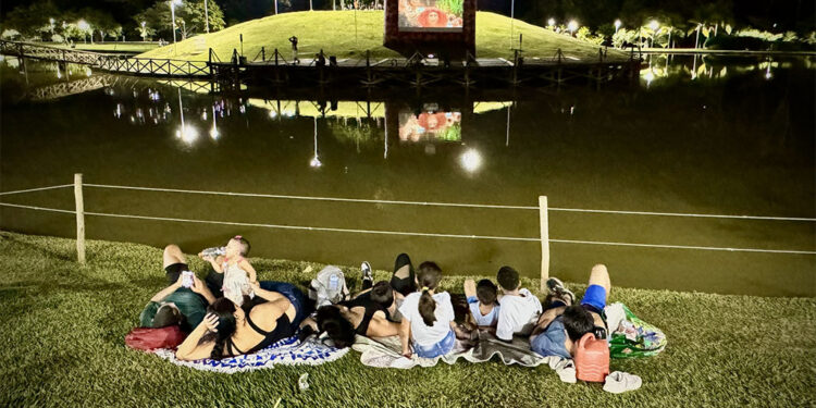 Ipatinga terá noites de cinema gratuito ao ar livre no Parque Ipanema