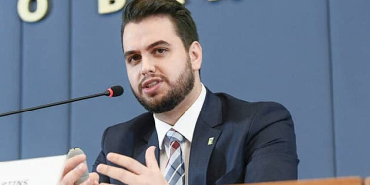 Advogado diz que FBI investiga registro falso de entrada nos EUA de Filipe Martins