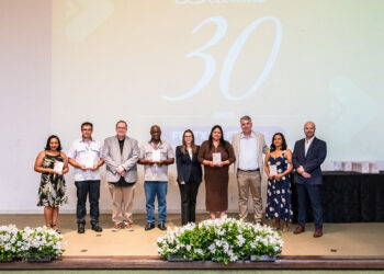 FSFX homenageia colaboradores que completaram décadas de compromisso e amor ao cuidar